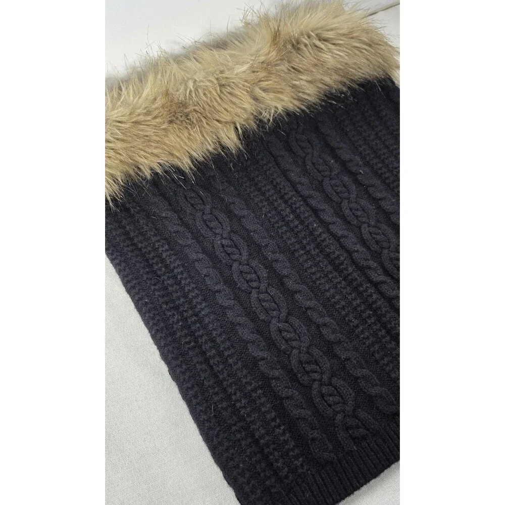 The New Beautiful Faux Fur Collar Black / Brown Scarf. Fashionable & Lightweight
